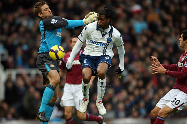 纵观全球足 纵观全球足