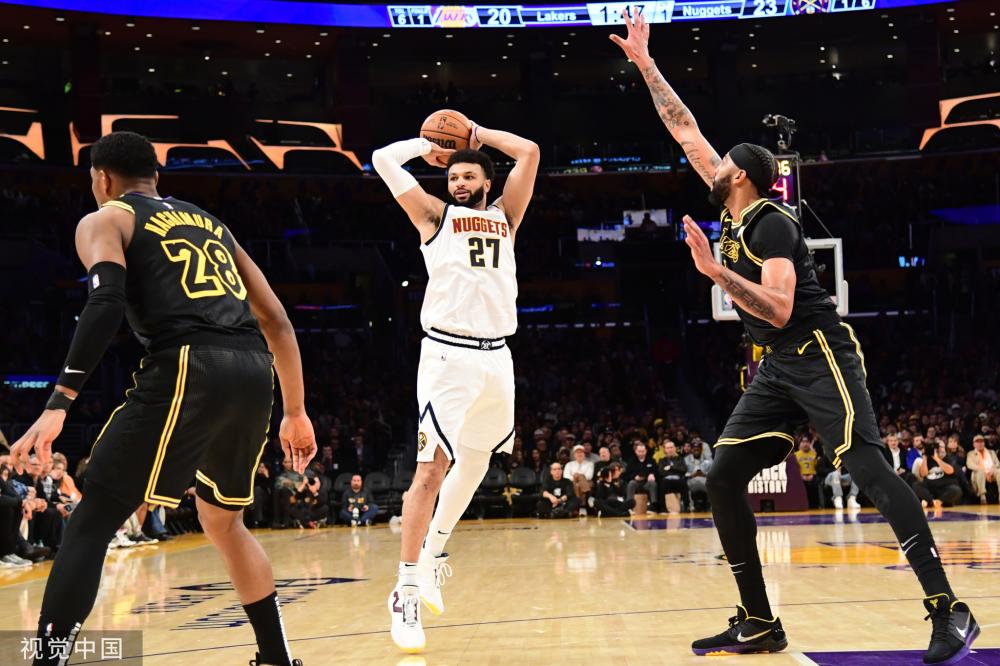 对比之下 对比之下